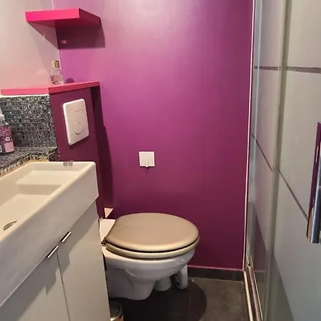 Apartment Cosy Studio In The North Of The City Of Light Paris