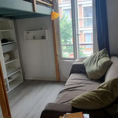 Cosy Studio In The North Of The City Of Light * Paris